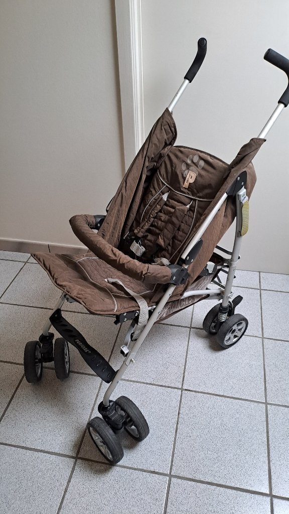 Buggy Merk PERICLES opvouwbaar, Kinderen en Baby's, Buggy's, Ophalen, Zo goed als nieuw, Overige merken, Regenhoes