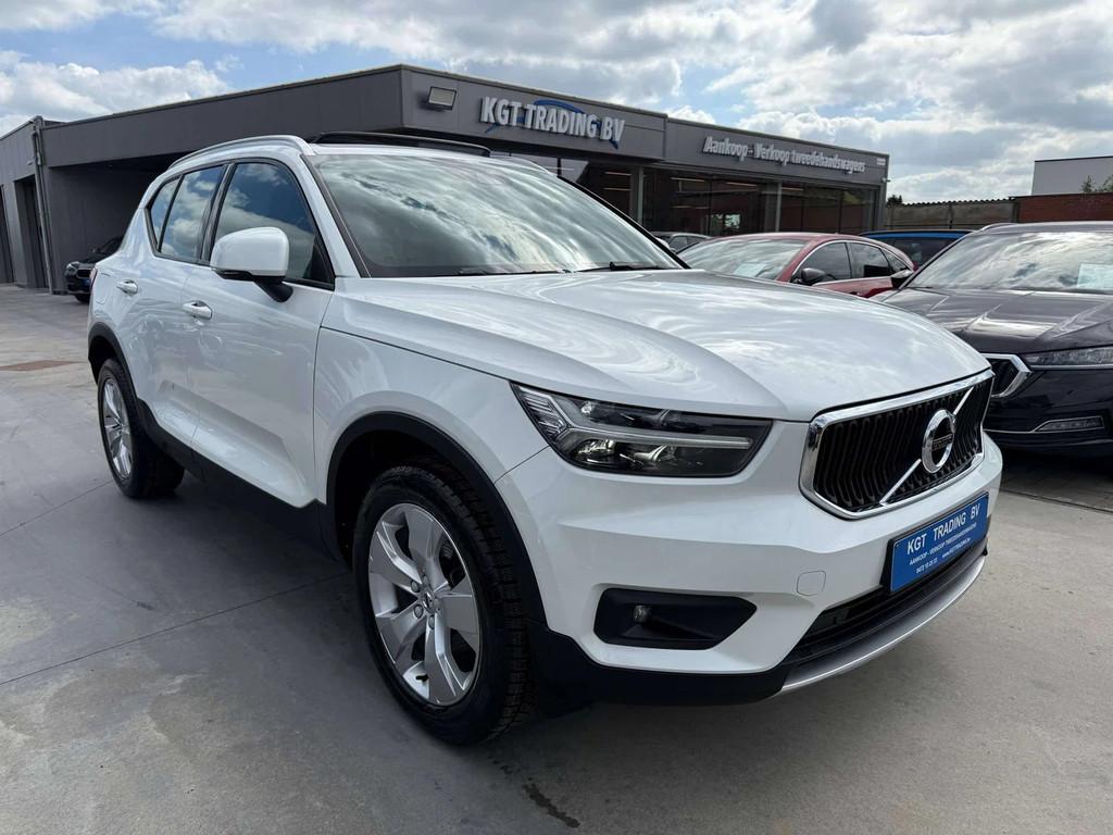 Volvo XC40 1.5 T2 NAVIGATIE ZWART LEDER OPENDAK CARPLAY DAB, Gebruikt, Wit, Leder, 5 deurs