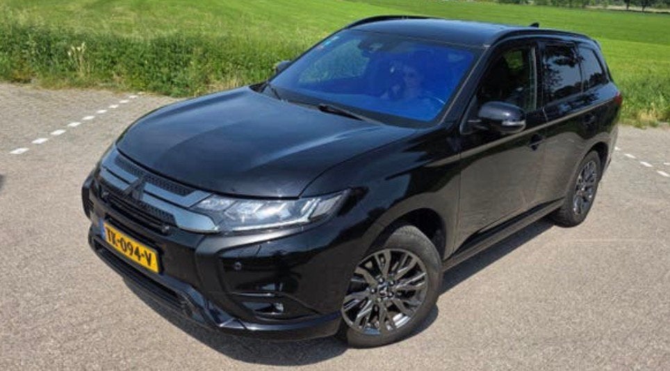 Mitsubishi Outlander 2.4 Phev 4WD Aut 2018, Auto's, Automaat, Outlander, Zwart, Zwart