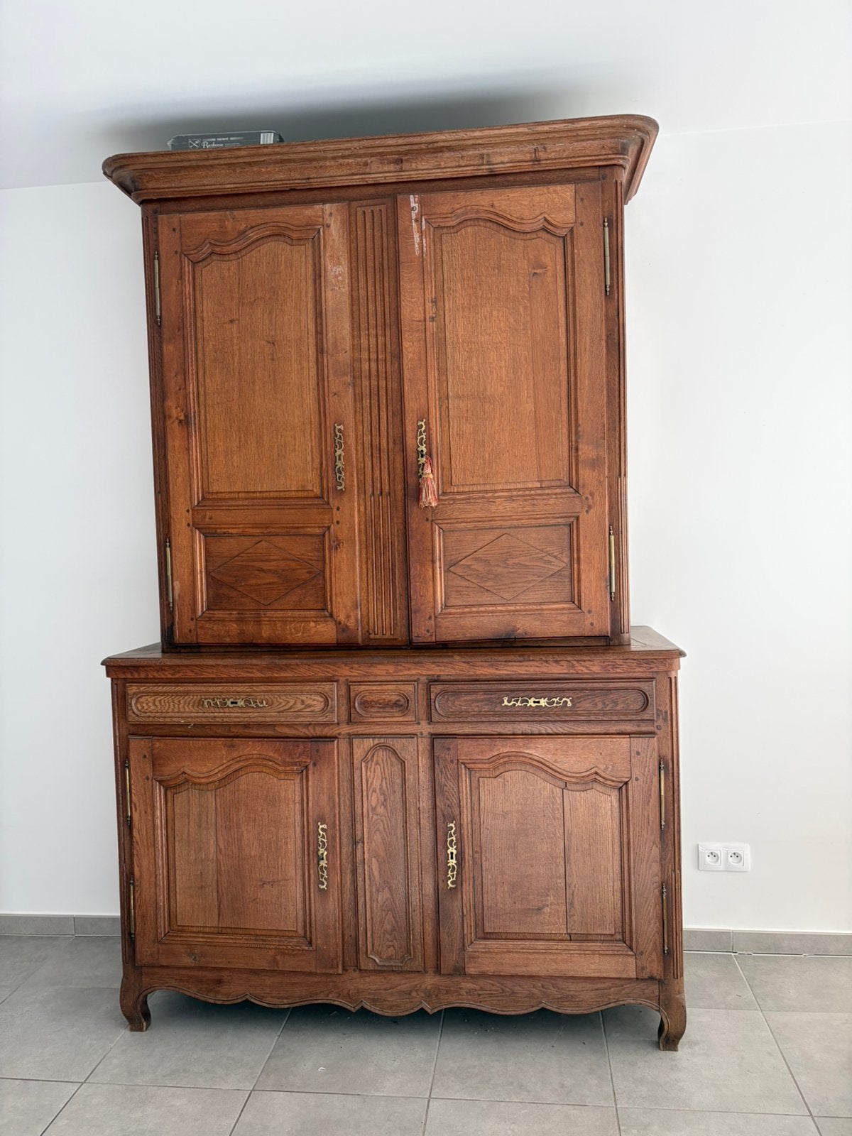 Armoire buffet 2 corps en chêne. Ideal comme vaissellier, Antiquités & Art, Enlèvement