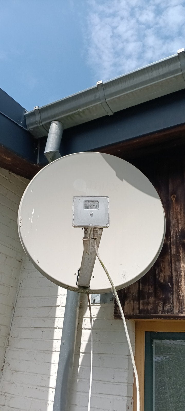 Satelliet / schotelantenne met beugel, Audio, Tv en Foto, Schotelantennes, Ophalen, (Schotel)antenne