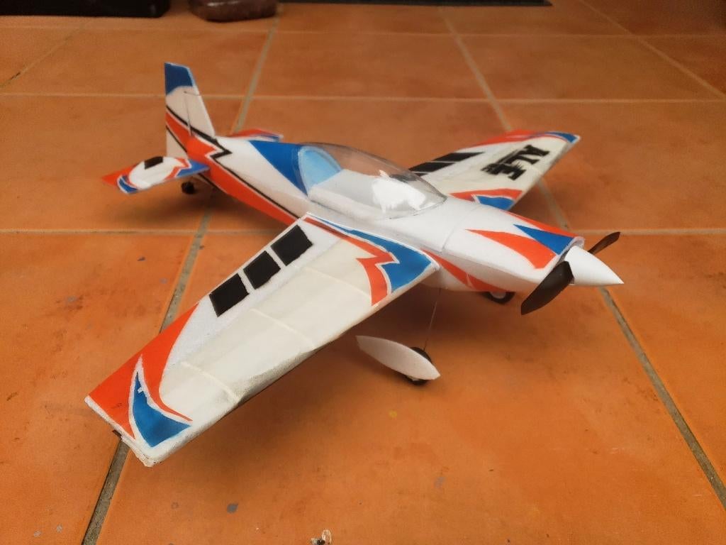 Extra NG 44cm 3D vliegtuig, Hobby en Vrije tijd, Modelbouw | Radiografisch | Vliegtuigen, Ophalen of Verzenden, Nieuw, Elektro