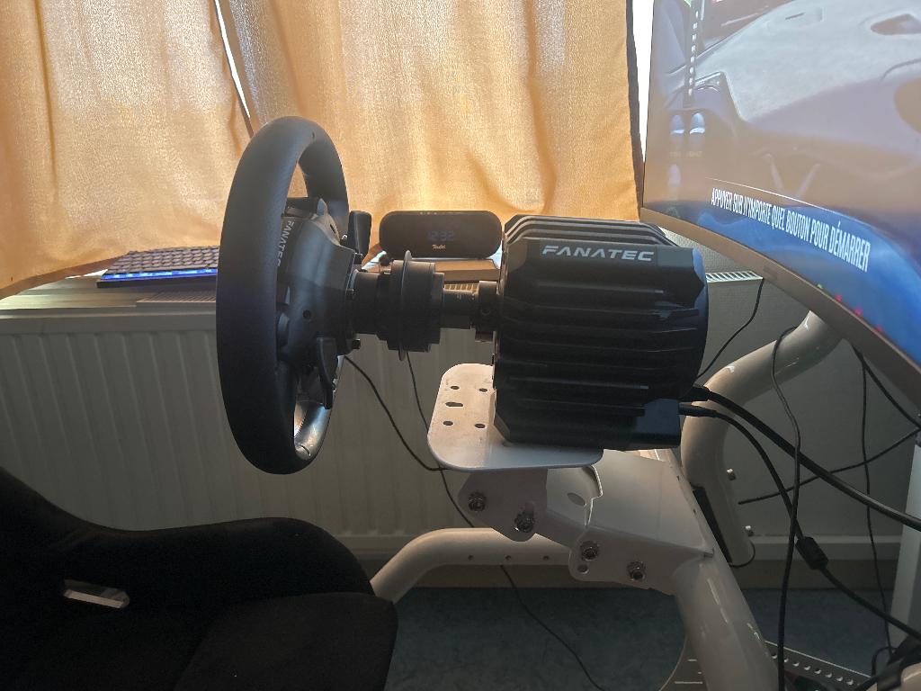 Volant base fanatec, Fanatec, Retour de force, Enlèvement, PlayStation