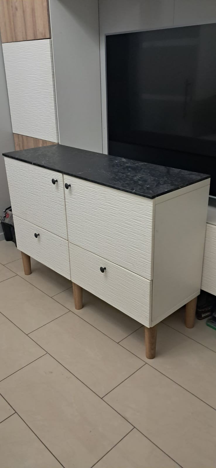 Buffet Besta haut, Maison & Meubles, 25 à 50 cm, Comme neuf, 100 à 150 cm, Enlèvement