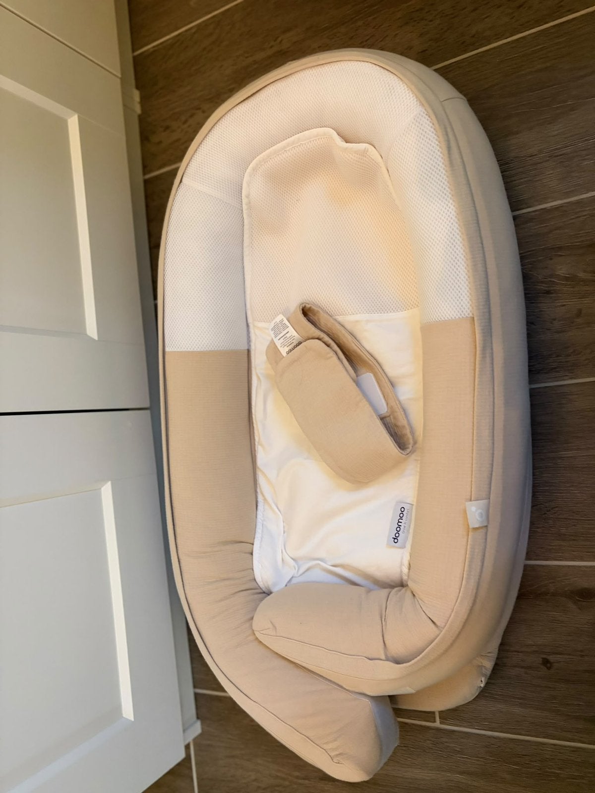 Nid pour bébé Domoo beige, Enfants & Bébés, Enlèvement, Comme neuf