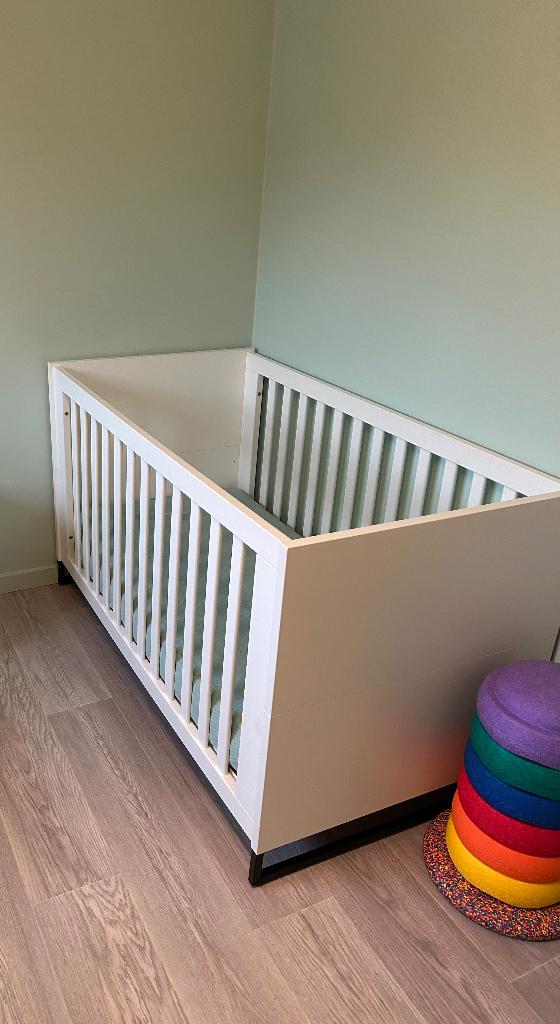 Babykamer incl bed, kast en matras, Kinderen en Baby's, Ophalen, Gebruikt, Jongetje of Meisje