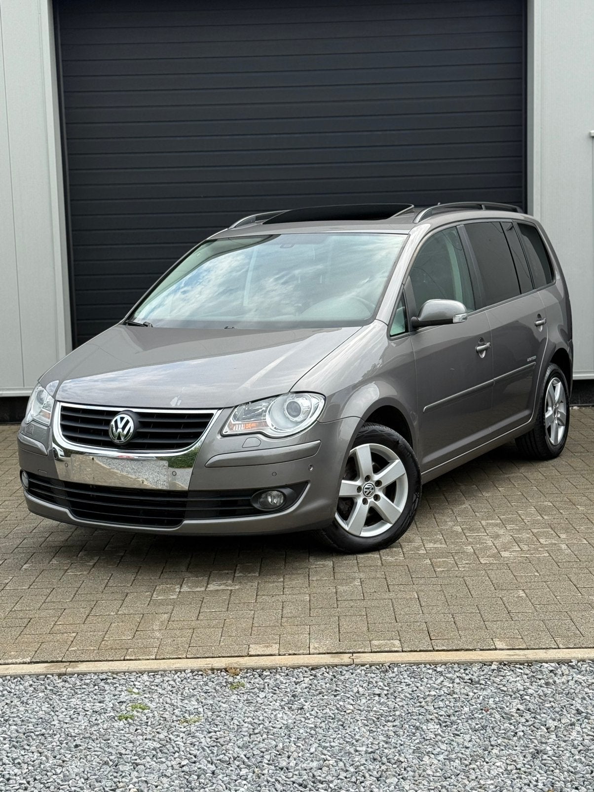 Volkswagen Touran 1.4 Tsi Benzine 7 zitplaatsen Automaat, Auto's, Volkswagen, Automaat, Monovolume, 7 zetels, Bedrijf
