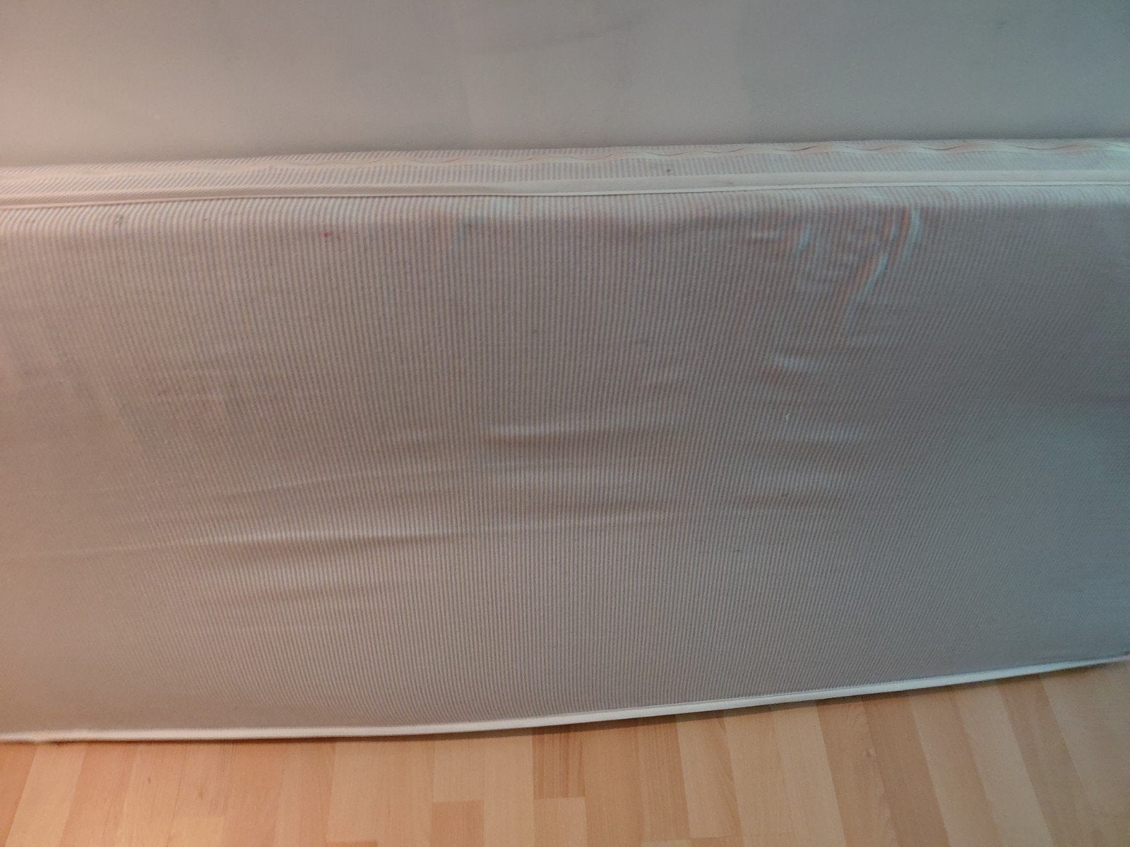 gratis ikea matras 160 x 70 kinderbed, Kinderen en Baby's, Ophalen, Zo goed als nieuw, Matras