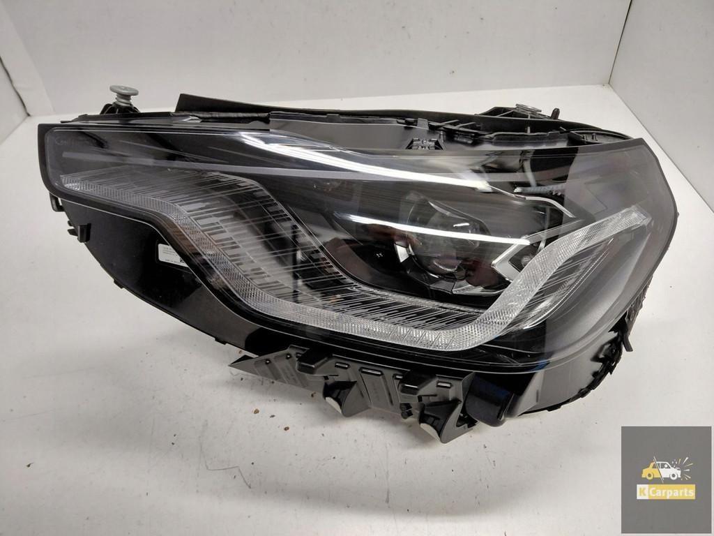 8083635, BMW G42 Full Led Adaptive Schaduwlamp links Ideaal, Auto-onderdelen, Petuelring 130
80788  Munich, DE, Gebruikt, Info@bmw.de