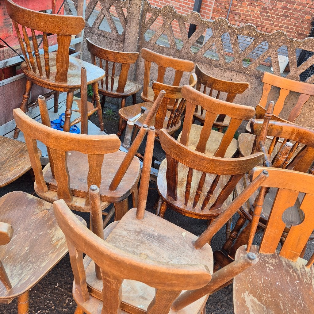 Café stoelen, Ophalen
