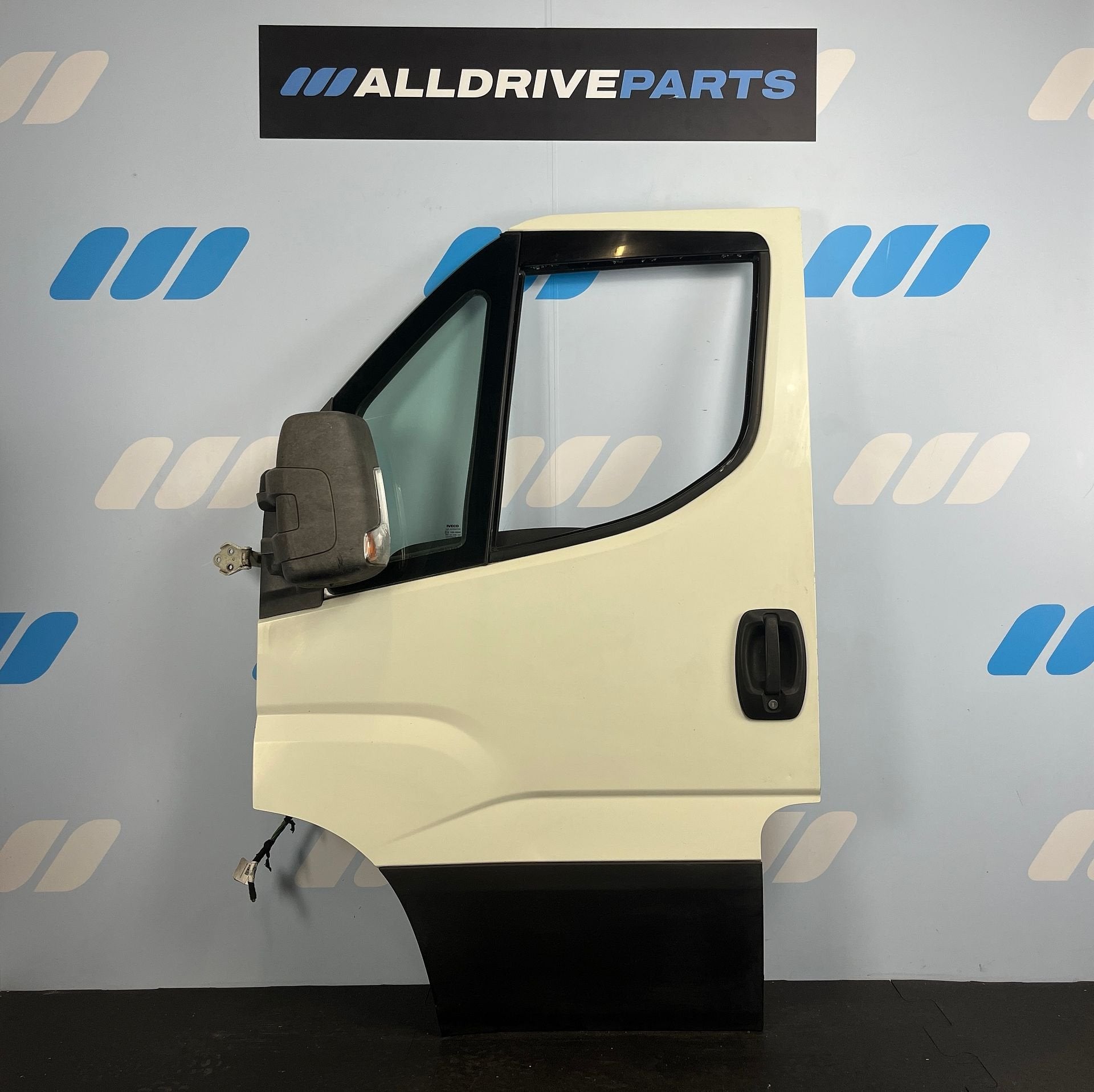 Porte avant gauche Iveco Daily IV blanc IC194 35801489558, Autos : Pièces & Accessoires, -, Utilisé, Porte, -