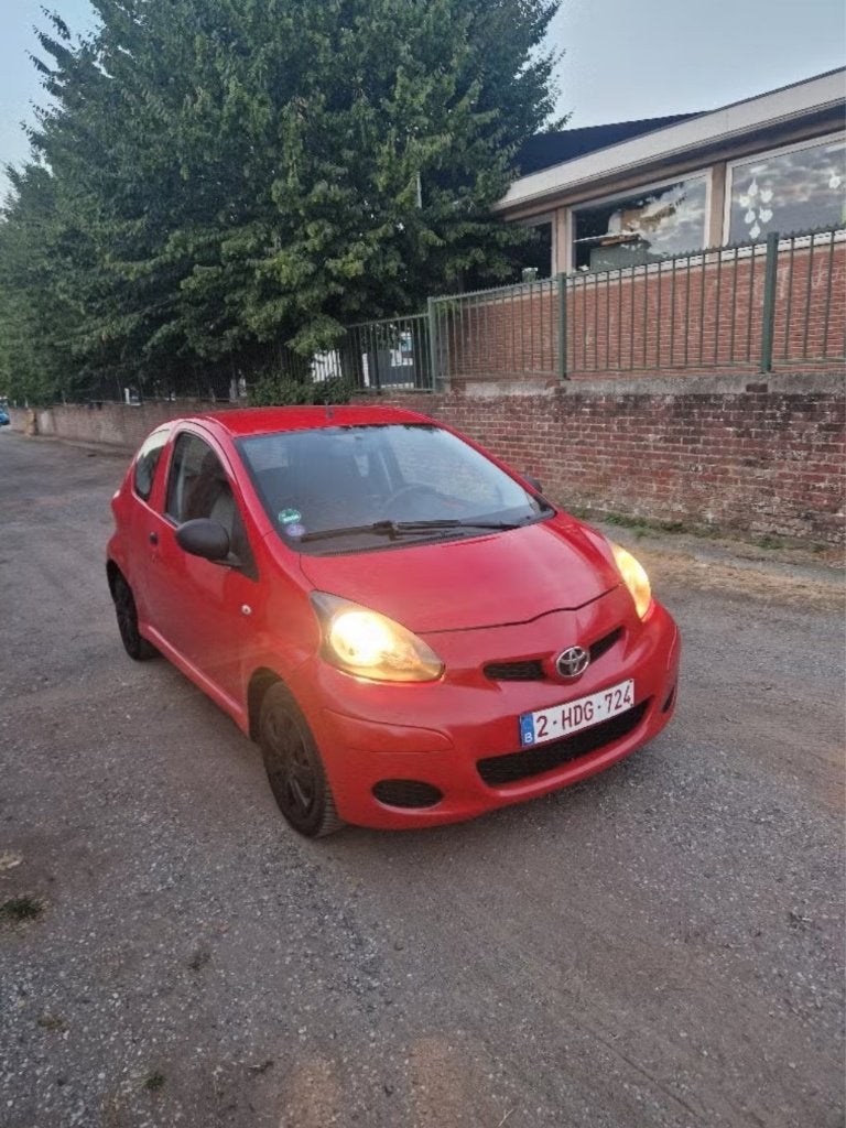 Toyota Aygo, Auto's, Toyota, Euro 5, Stof, Zwart, Handgeschakeld