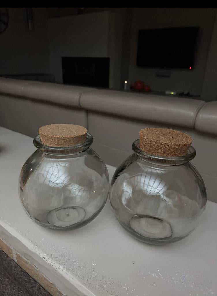 2 glazen potten met deksel in kurk, Ophalen, Zo goed als nieuw
