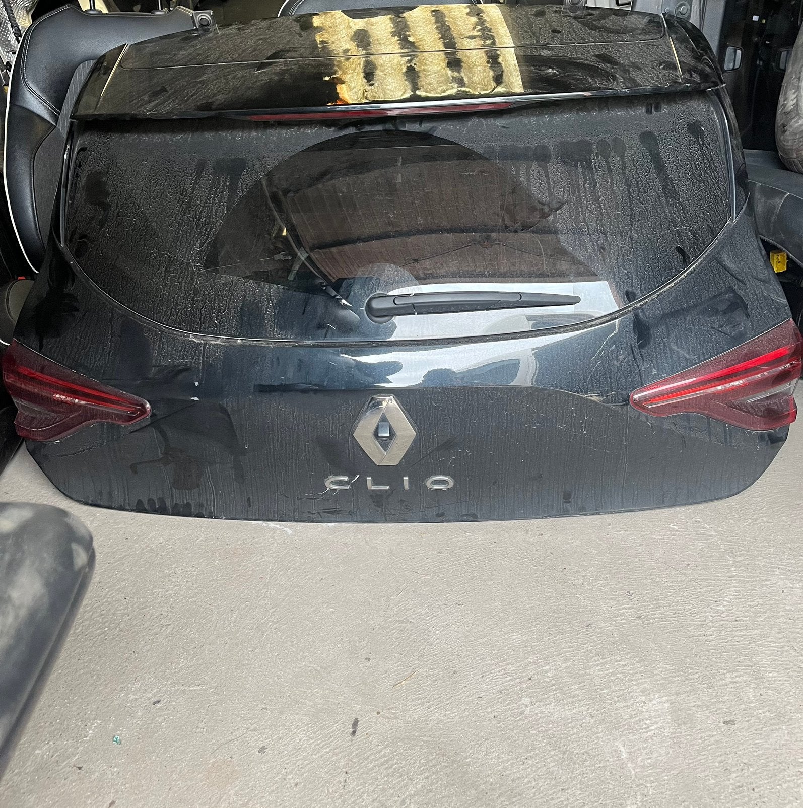 Hayon malle arriere renault clio V 2023, Enlèvement, Arrière, Renault