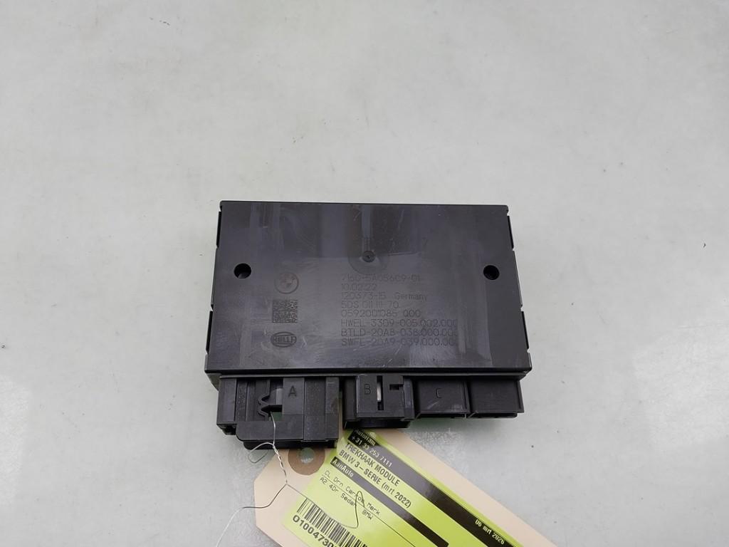 COMPUTER TREKHAAK BMW 3 serie (G20) (01-2018/03-2020), Auto-onderdelen, Gebruikt, BMW, Petuelring 130
80809  München, DE, Bayerische Motoren Werke AG
