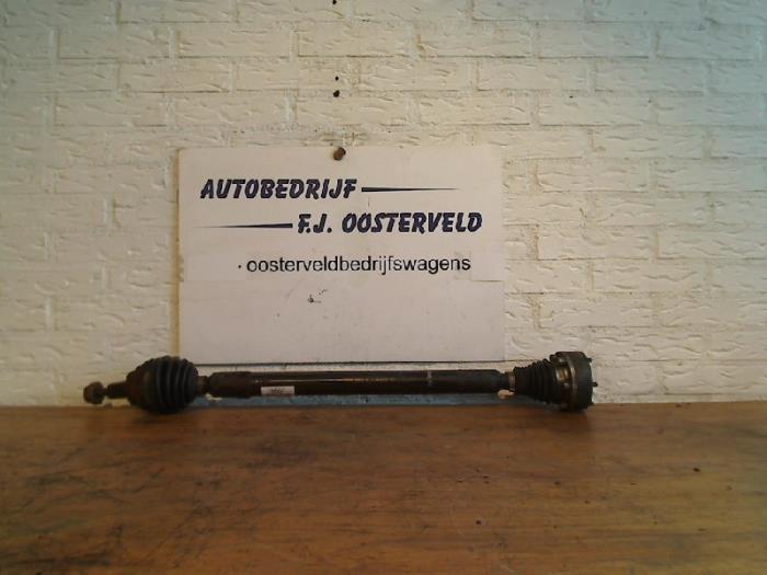 Aandrijfas rechts-voor van een Volkswagen Golf, Gebruikt, -, Volkswagen, -