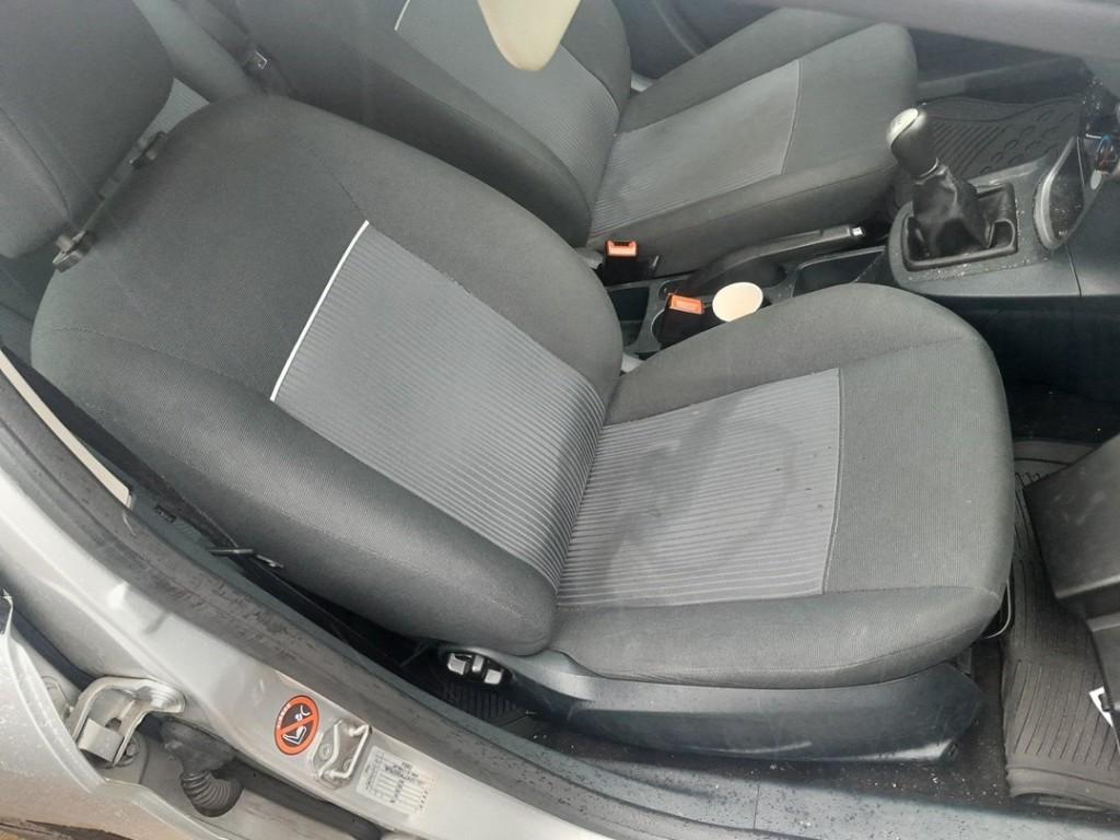SIEGE AVANT DROIT Ford Fiesta 6 (JA8) (01-2008/12-2017), Utilisé, Ford