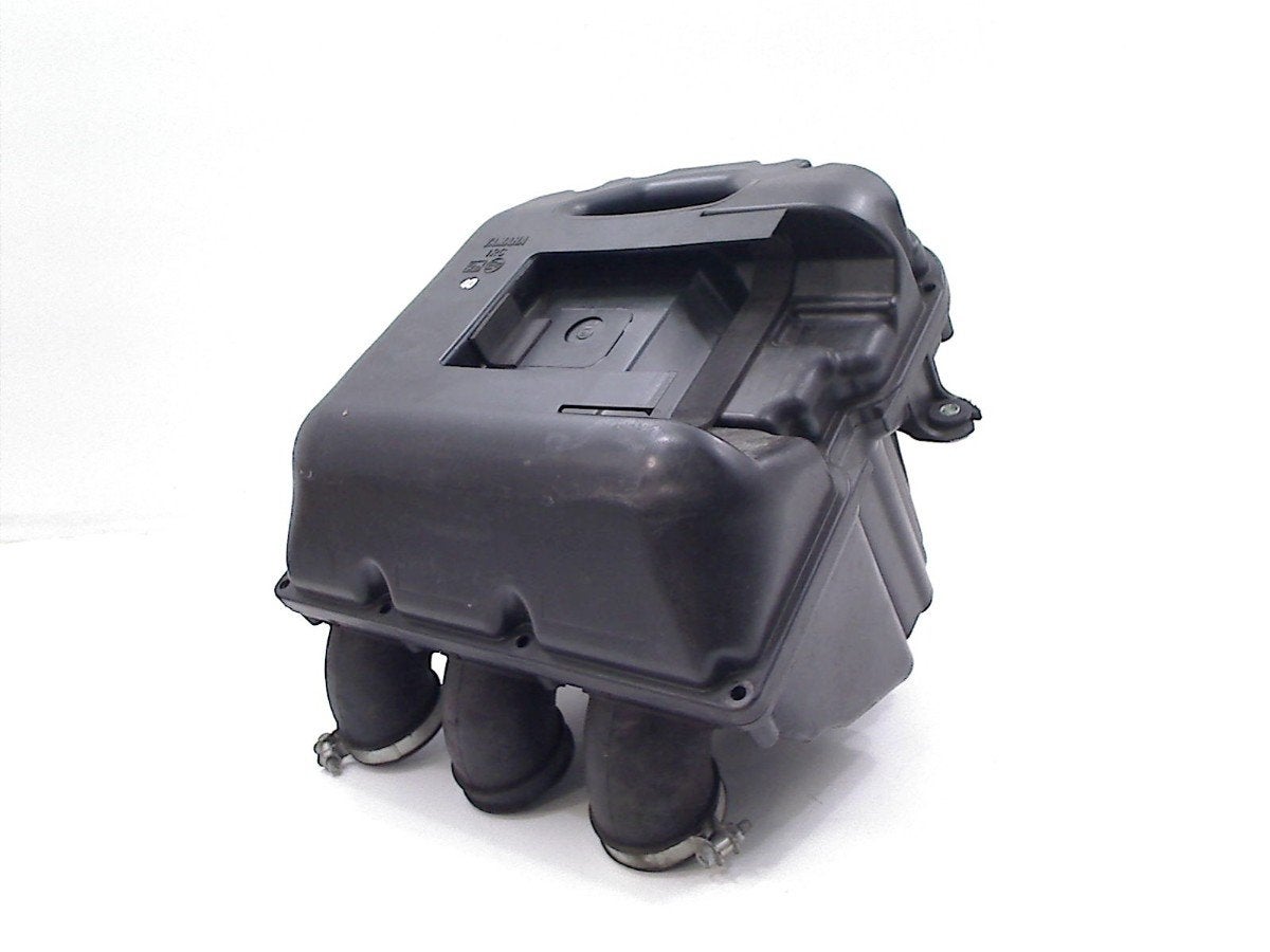 BOITIER FILTRE À AIR Yamaha Niken GT 2021- (MXT850D), Dhr. S. di Majo, Utilisé, Info@cama-motorparts.nl, P.J. Troelstraweg 8 8
3144 CX  MAASSLUIS, NL