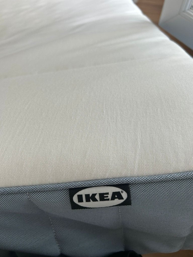 Matras, GRATİS,IKEA vestmarka,140&200, Huis en Inrichting, Slaapkamer | Matrassen en Bedbodems, Ophalen, Gebruikt, Tweepersoons