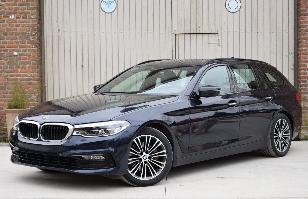 BMW 520D Touring 2018 Sportline, lederen zetels, trekhaak,, Automaat, 4 zetels, Achterwielaandrijving, 1995 cc