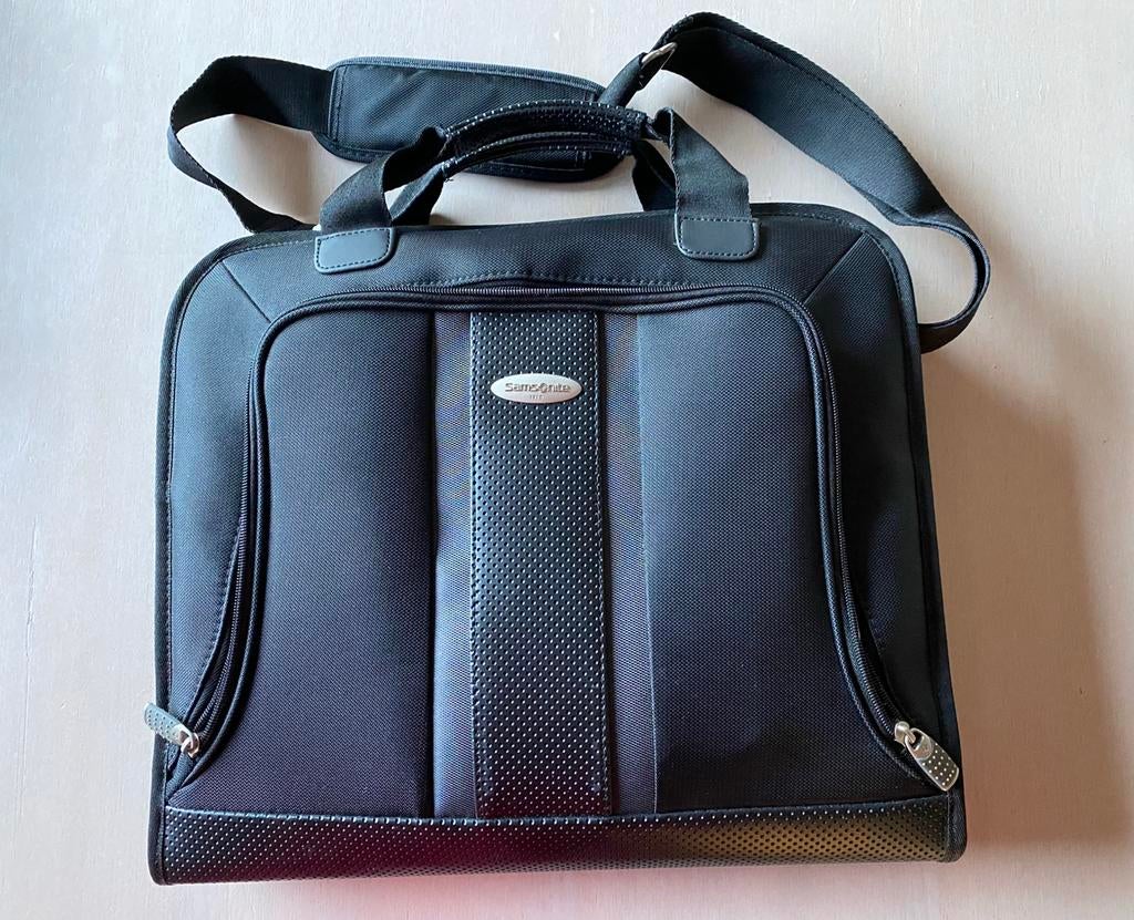 Nieuwe laptoptas Samsonite, Computers en Software, Laptoptassen, Ophalen, 16 inch, Nieuw