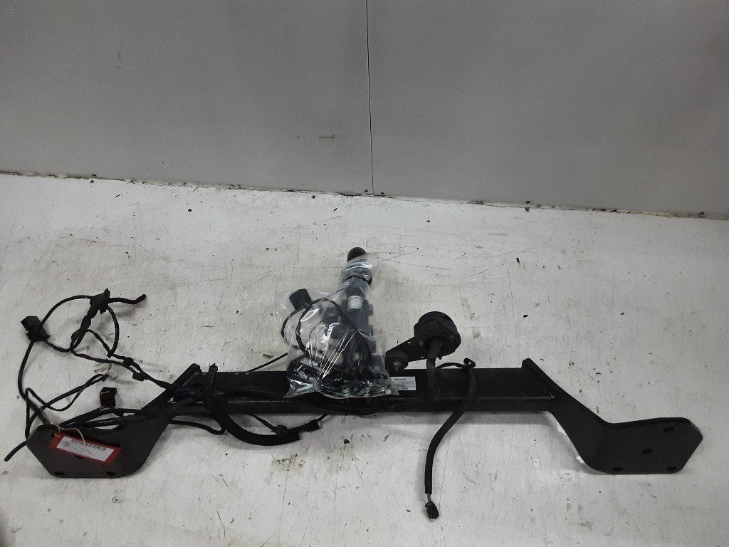 TREKHAAK Mercedes-Benz A (177.0) (01-2018/12-2026) (139833), Gebruikt, Mercedes-Benz, Mevr. I. Hauben, Rue de l'Espoir 34 34
4030  GRIVEGNÉE, BE