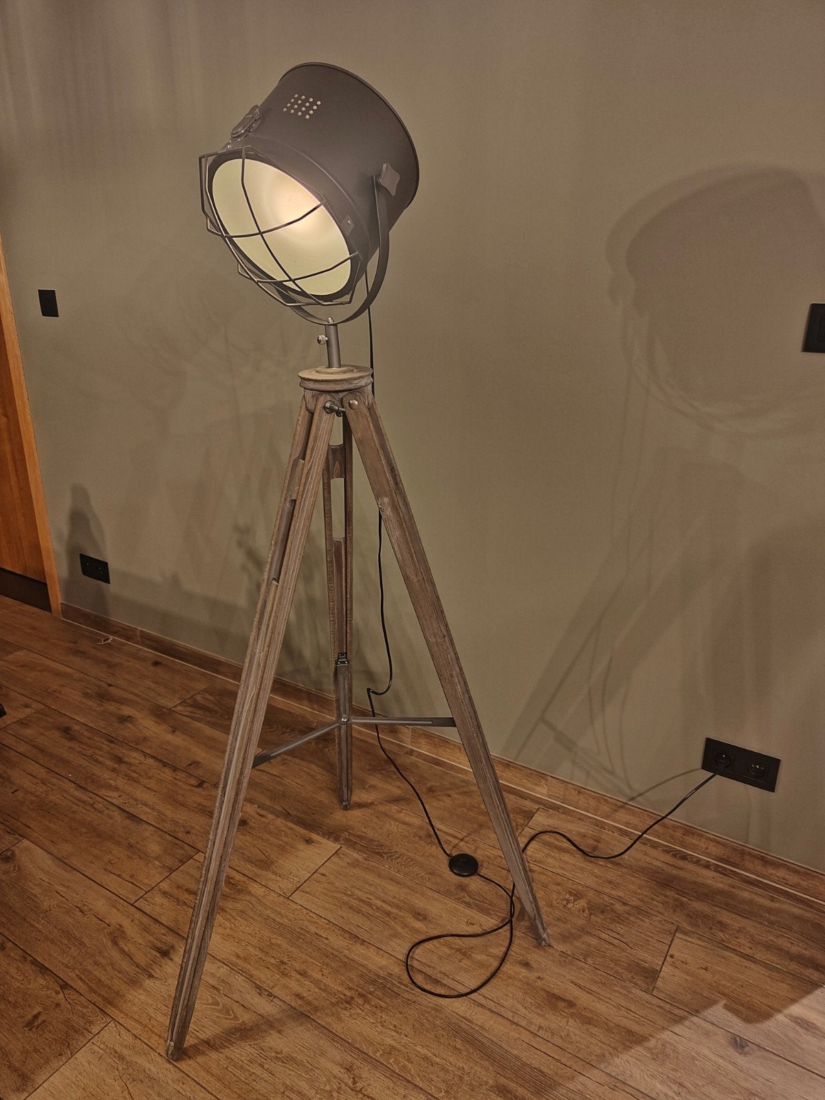 Lampadaire/projecteur industriel beau et cool, Enlèvement