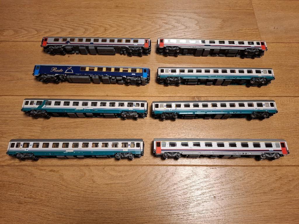 Models world 1603 - set de 8 voitures Vauban EC 90/91, Enlèvement, Comme neuf, Set de Trains, Autres marques