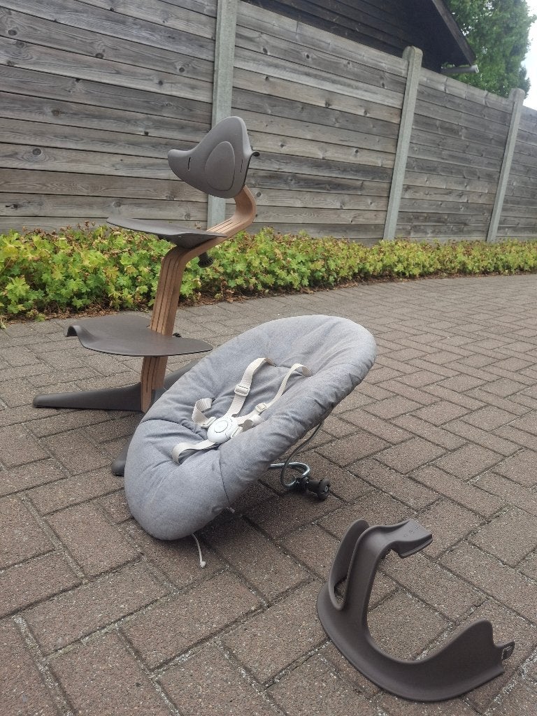 STOKKE -Nomi stoel + Newborn Set + Baby Set, Kinderen en Baby's, Ophalen, Zo goed als nieuw, Meegroeistoel, Aanschuifbaar