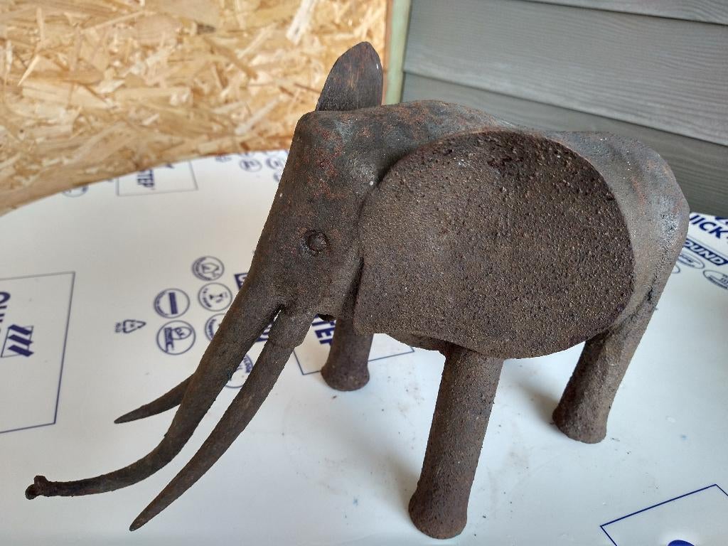 Ambachtelijk smeedwerk van olifant, Antiek en Kunst, Ophalen