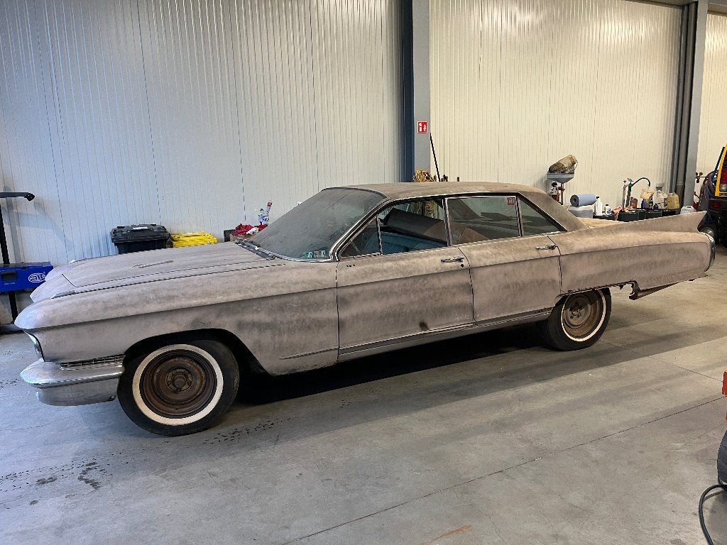 Cadillac Eldorado brougham 1960, 2 stuks + parts car., foto 3