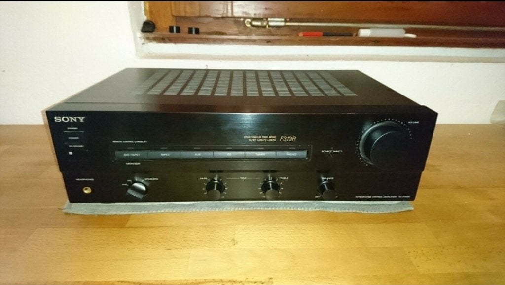Sony F319R versterker, Audio, Tv en Foto, Ophalen, Gebruikt, Minder dan 60 watt, Sony