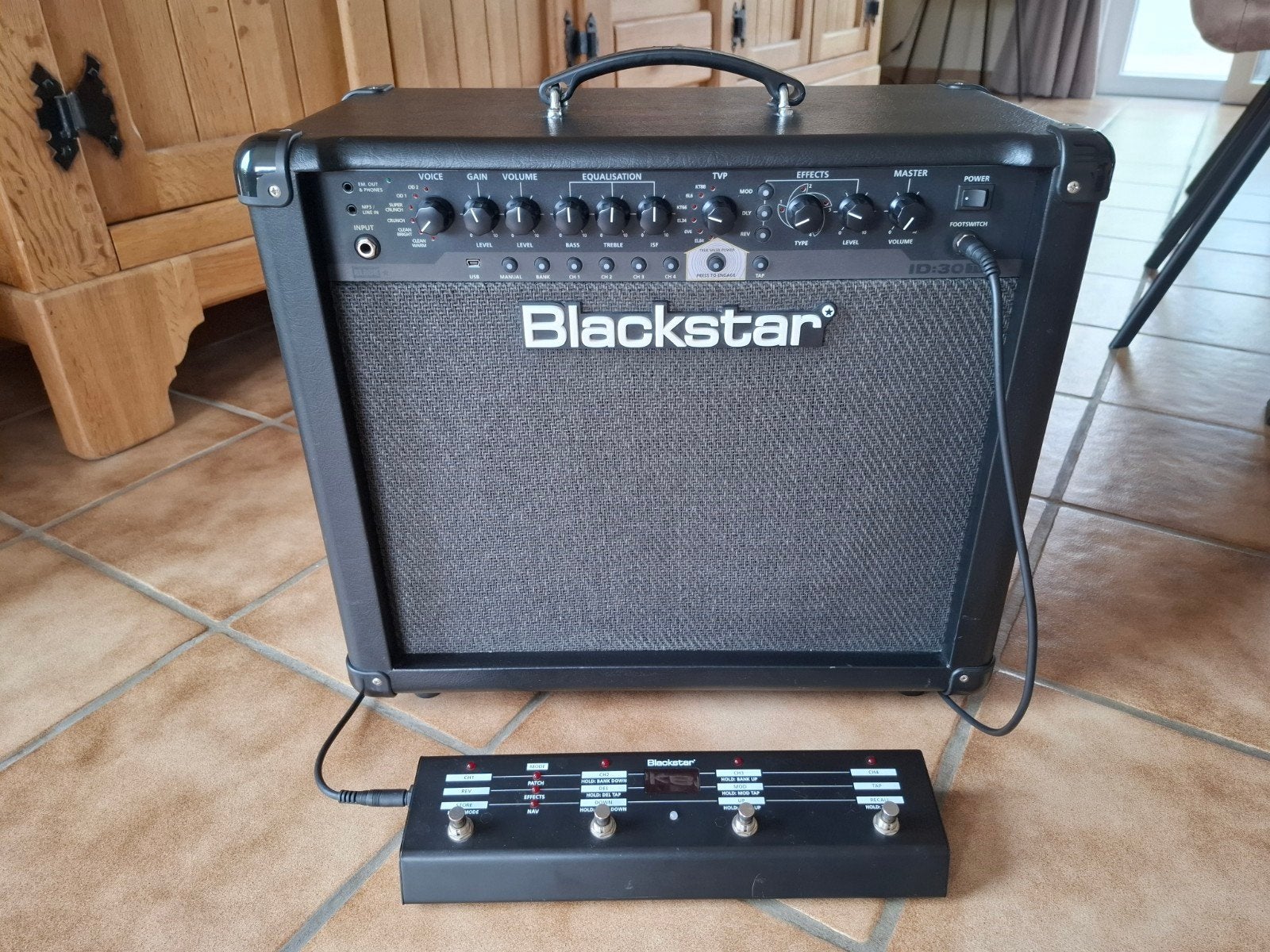 Blackstar ID:30 TVP – 30W – parfait état + footswitch FS-10, Enlèvement, Comme neuf, Guitare, Moins de 50 watts
