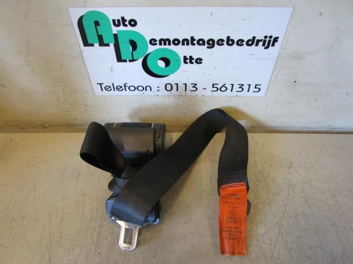 Ceinture de sécurité avant droite d'un BMW 5-Serie (5-Seri, -, 3 mois de garantie, Utilisé, -