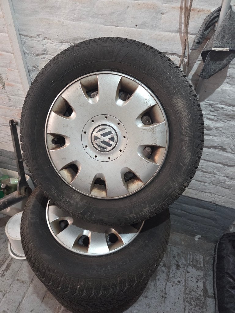 4 pneus neige, Autos : Pièces & Accessoires, Pneus & Jantes, 15 pouces, Pneus hiver, Véhicule de tourisme, Pneu(s)