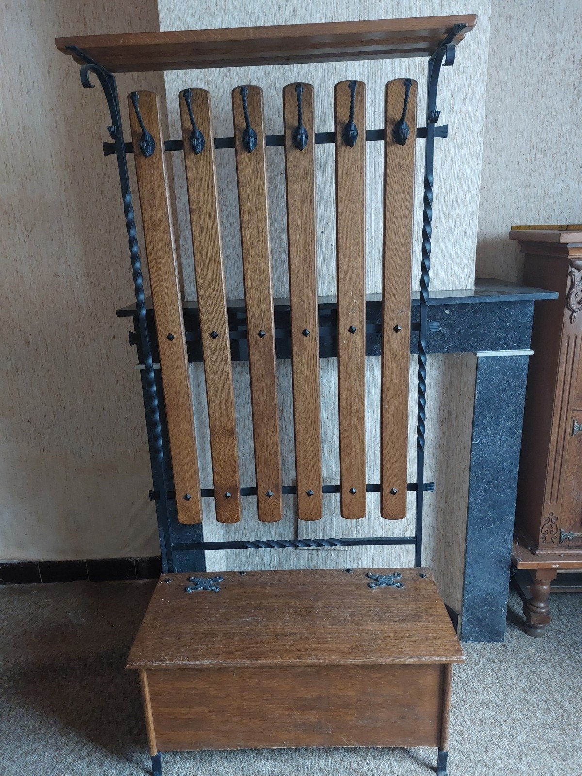 kleerophanger voor in de gang, Ophalen