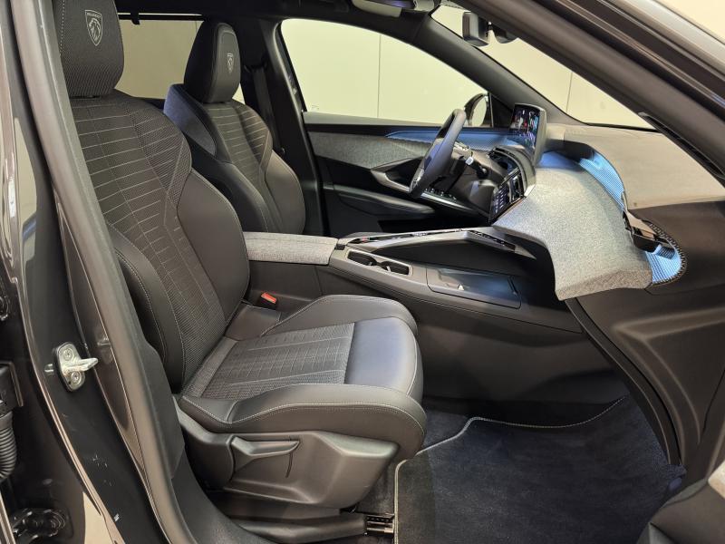 Peugeot 5008 GT 1.2 Turbo MHEV ** 7-zit !!** LED|GPS|ACC|PDC, Auto's, Peugeot, Automaat, Zwart, 1199 cc, 5 deurs