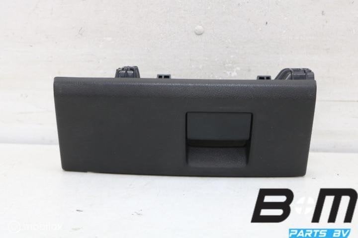 Bakje onder stoel rechts Audi A6 4G 8K0882602B, Utilisé