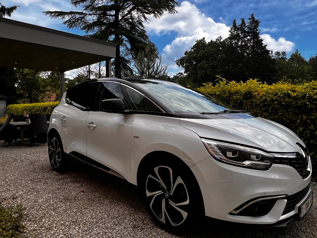 Une voiture familiale parfaite, Autos, Achat, Noir, 5 portes, MPV ou Monospace