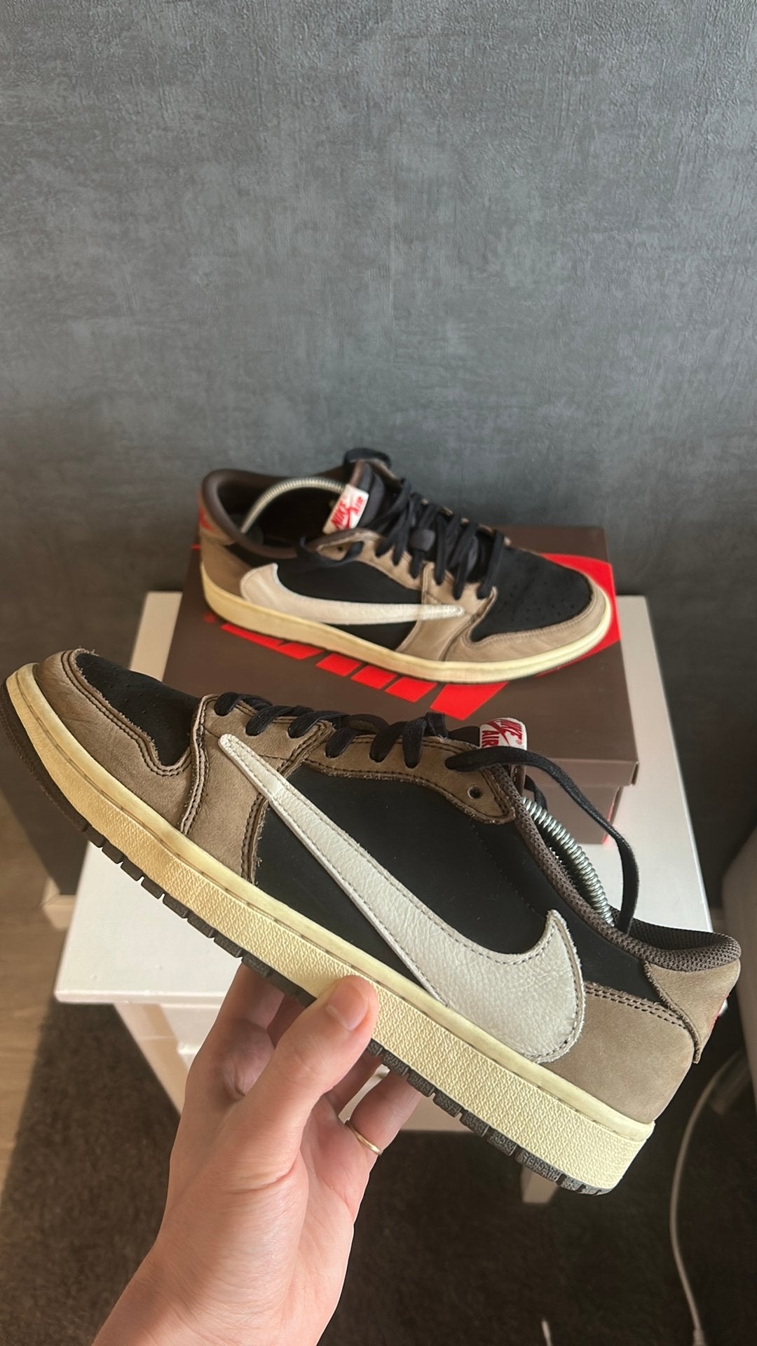 Air Jordan 1 Low Travis Scott Mocha, Kleding | Heren, Schoenen, Ophalen, Zo goed als nieuw, Sneakers