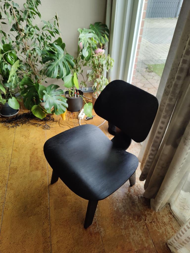 Zwarte design stoel / lounge chair, Ophalen