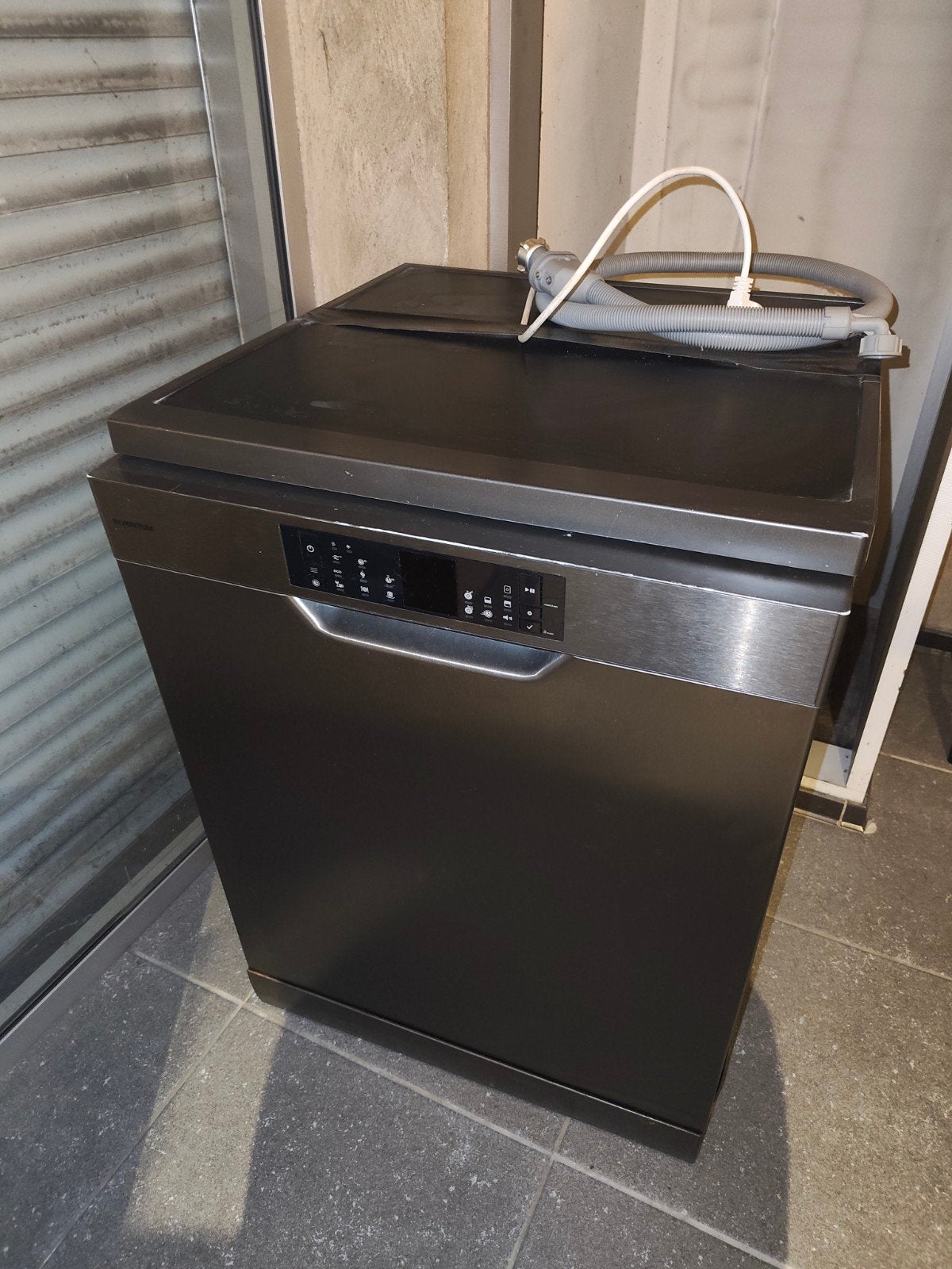 vaatwasmachine Inventum VVW6040AB, Ophalen