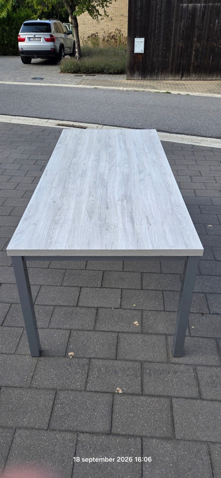 tableau 200x90, 150 à 200 cm, Cinq personnes ou plus, Enlèvement, Utilisé