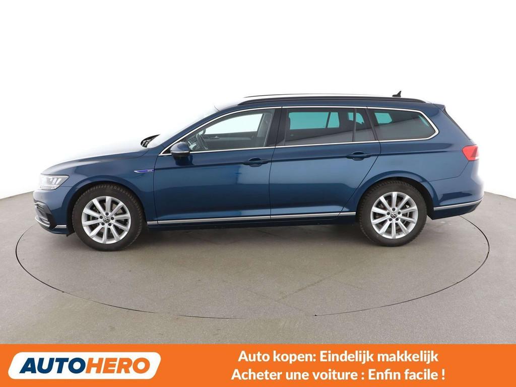 Volkswagen Passat 1.4 GTE (bj 2020, automaat), Stof, Gebruikt, Blauw, 1760 kg