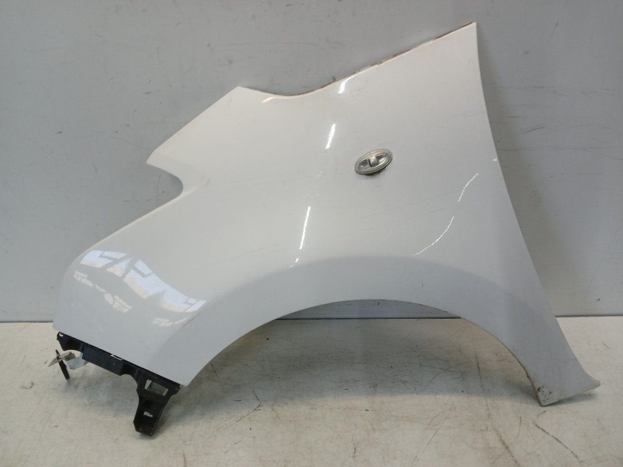 Spatbord links voor Citroën C3, Onderdelen@venauto.nl, Van der Ven Autorecycling B.V., Ettenseweg 76, 4706 PB Roosendaal, The Netherlands