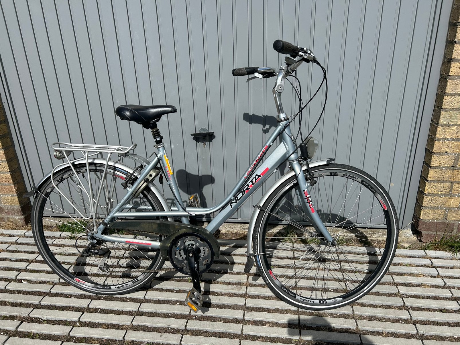 Vélo Norta pour femme, Autres marques, Frein sur jante, Enlèvement, Utilisé