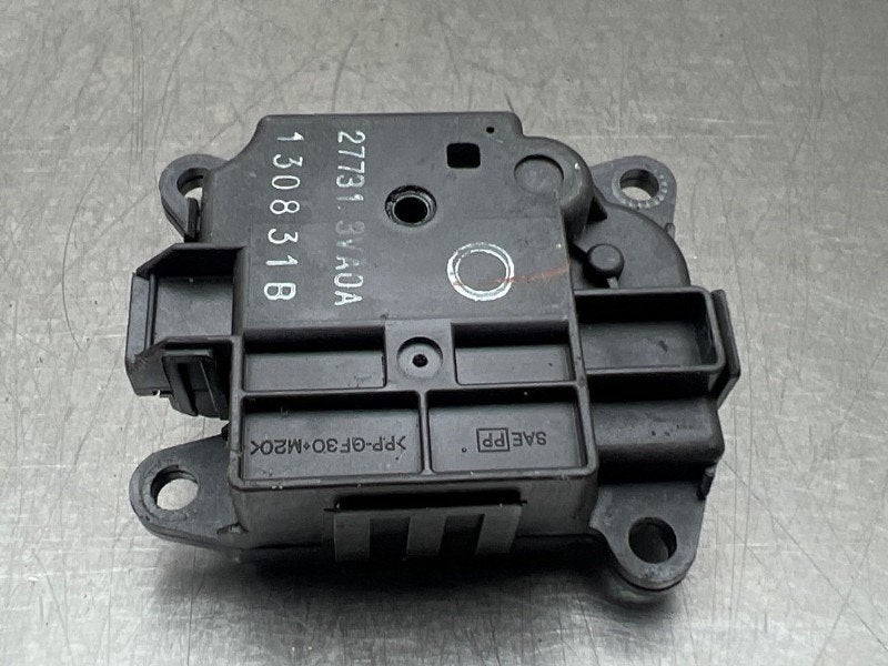 ACTIONNEUR MOTEUR VOLET CHAUFFAGE Note (E12) (|277303VV6A|), Utilisé, Nissan