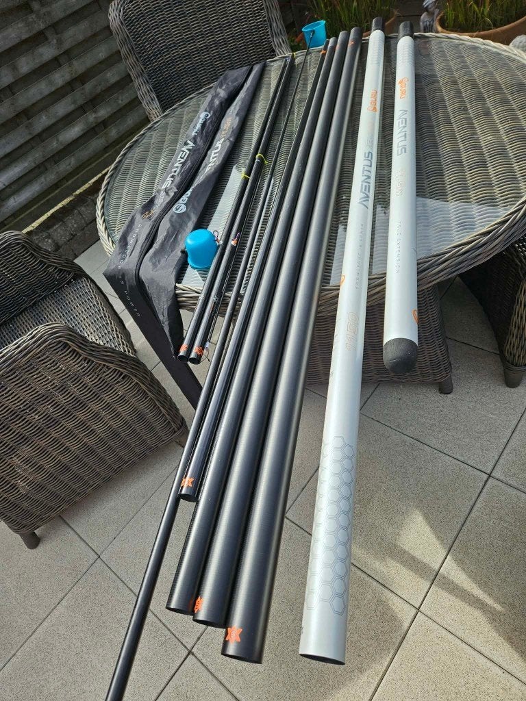 Guru Aventus zero 700 (11.5m) te koop (twee sets te koop), Ophalen, Zo goed als nieuw, Vaste hengel