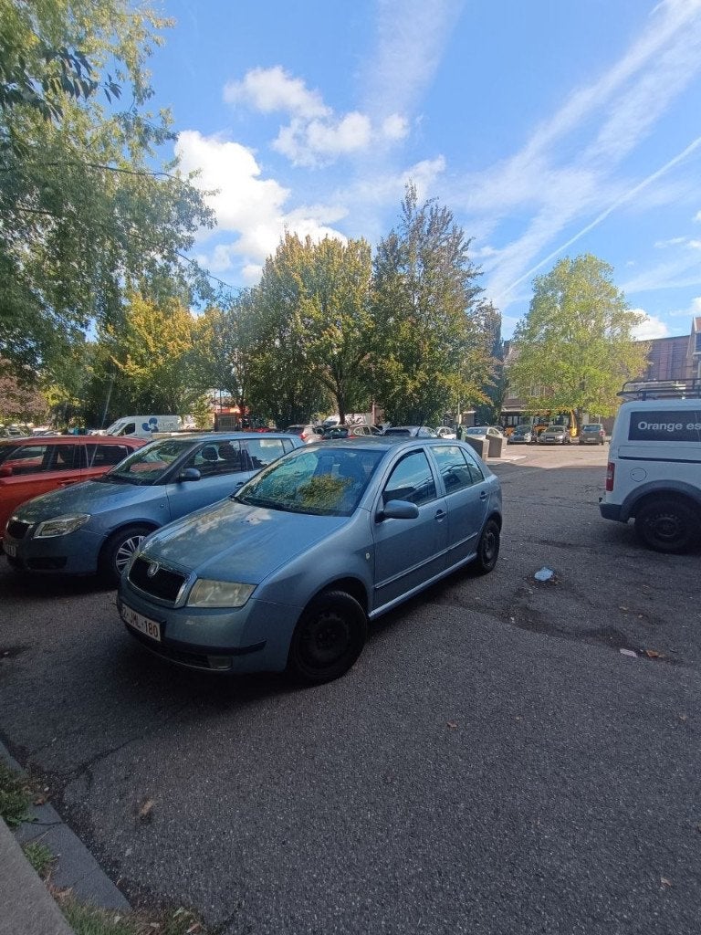 Skoda Fabia 1, Autos, Argent ou Gris, Achat, Boîte manuelle, Noir