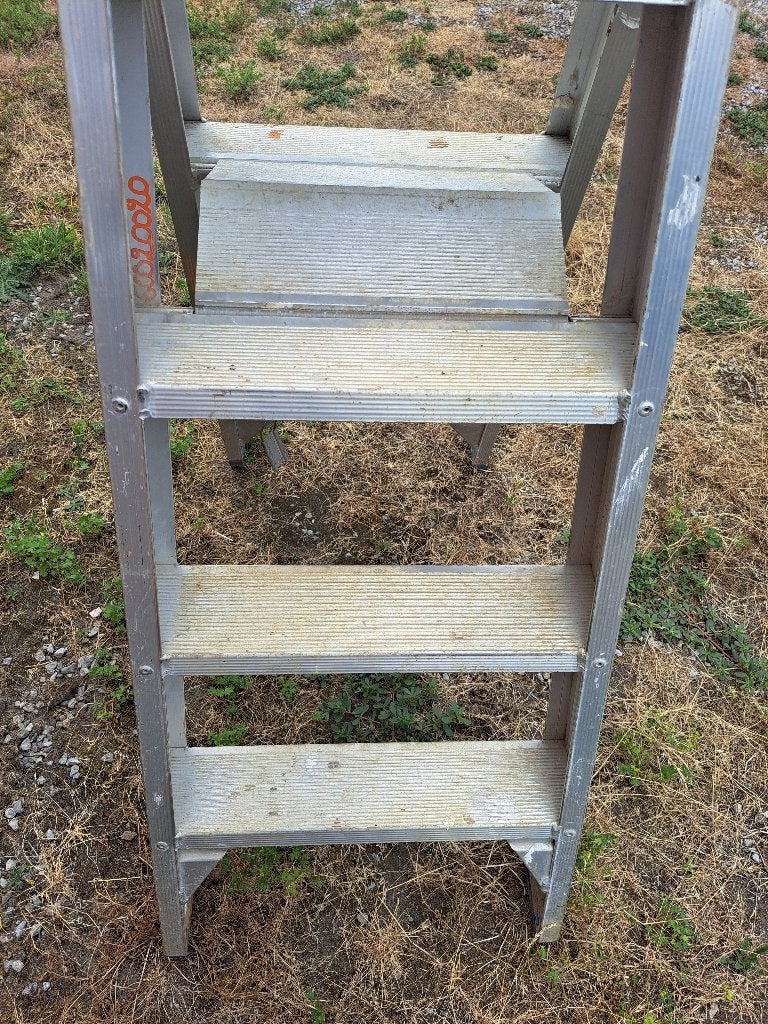 Solide ladder 24 tredes, Ophalen, Gebruikt, Trap, Opvouwbaar of Inschuifbaar